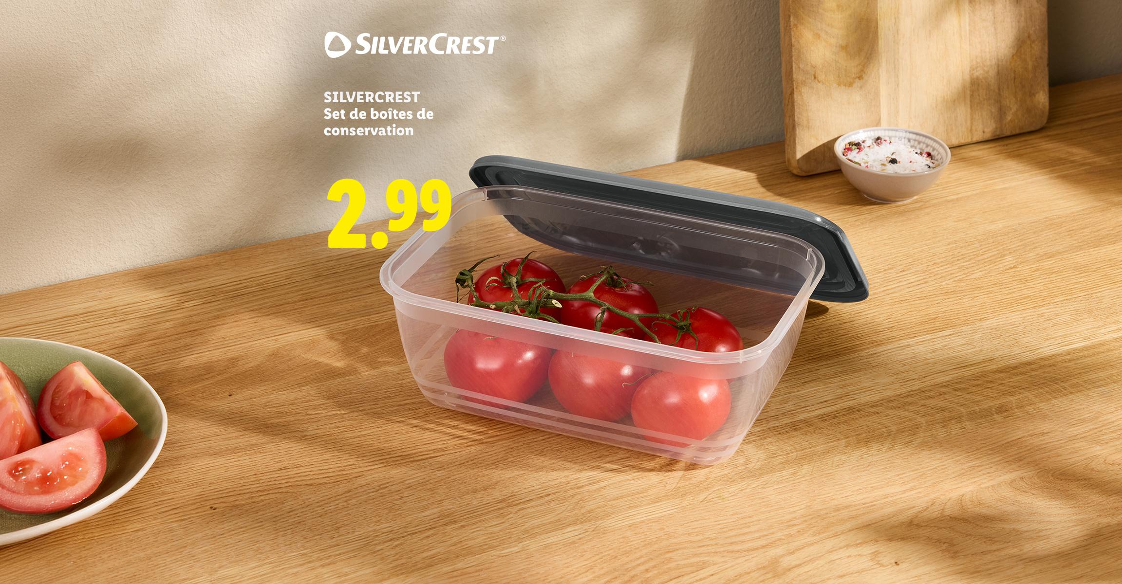 Un ensemble de boîtes de conservation transparentes avec des tomates, affiché à 2,99 €.
