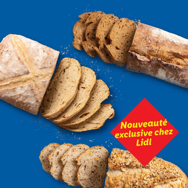 Assortiment de pains tranchés et entiers sur fond bleu, avec l'inscription 'Nouveauté exclusive'.