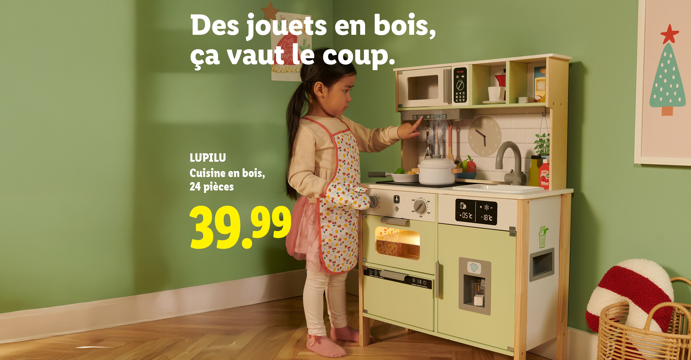 Cuisine en bois pour enfant à 39,99 €.